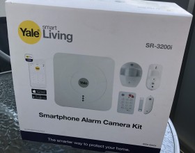 domaci alarm YALE smart living SR-3200i