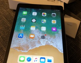 iPad WIFI 32GB model 2017