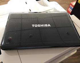 notebook TOSHIBA satellite C855-1UE