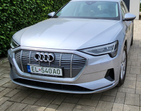 Audi E-tron 50