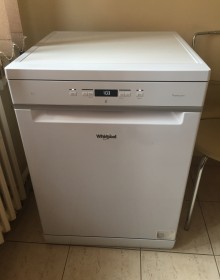 Voľne stojaca umývačka riadu Whirlpool